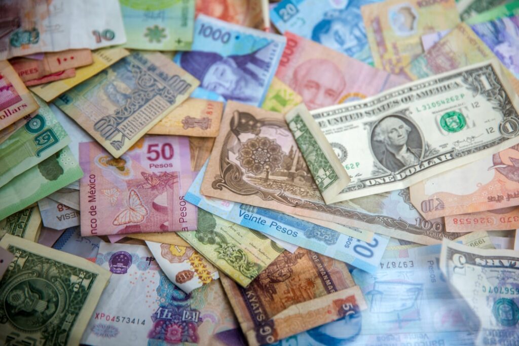 How Economic Sanctions Changed Forex Trading for Iranians — Photo by Jason Leung on Unsplash